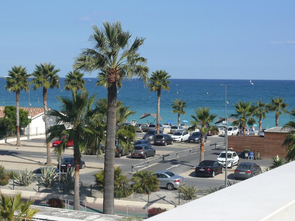 Residence Goelia Royal Cap Villeneuve-Loubet Buitenkant foto