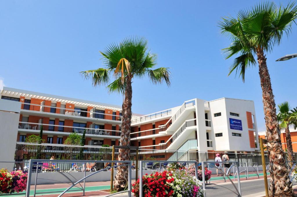 Residence Goelia Royal Cap Villeneuve-Loubet Buitenkant foto